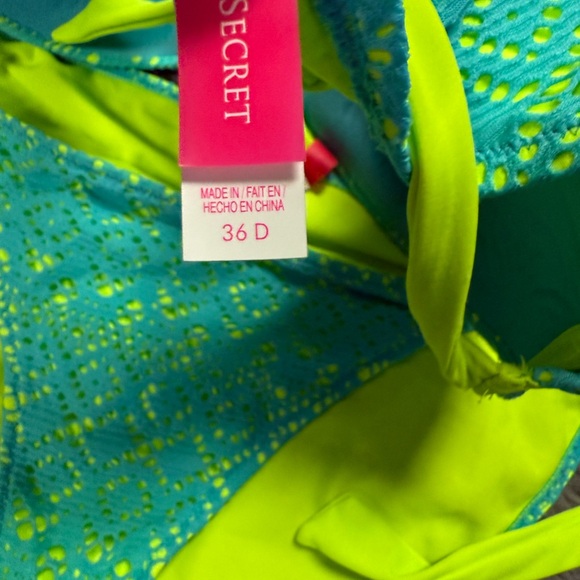 Victoria Secret Bikini Set - Picture 3 of 3